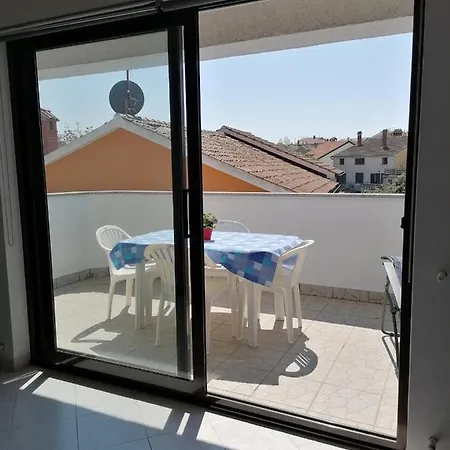 Apartamento In With Balcony, Air Conditioning, Wifi, Washing Machine 4982-9