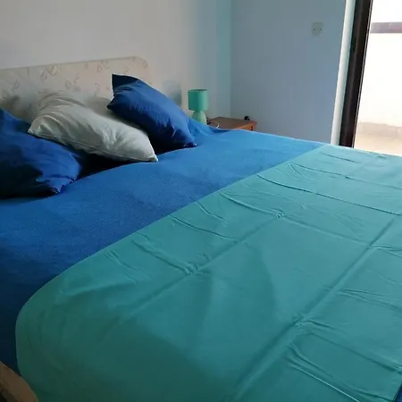 In With Balcony, Air Conditioning, Wifi, Washing Machine 4982-9 Apartamento *